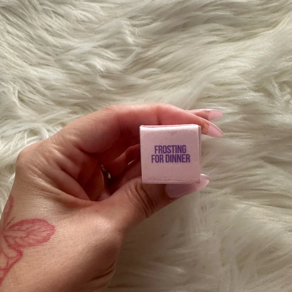 New in bod Jeffree Star Supreme Gloss Frosting for dinner